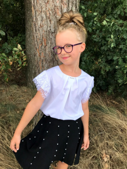 Biała bluzka wizytowa, krótki rękaw, zdobienia