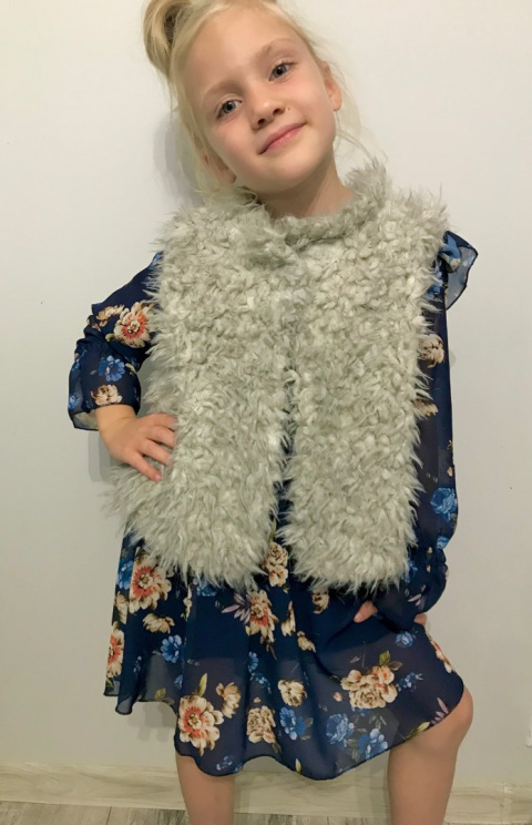 Bezrękawnik dziewczęcy futrzak ~"BOUCLE" popiel Bezrękawnik dziewczęcy futrzak ~"BOUCLE" popiel
