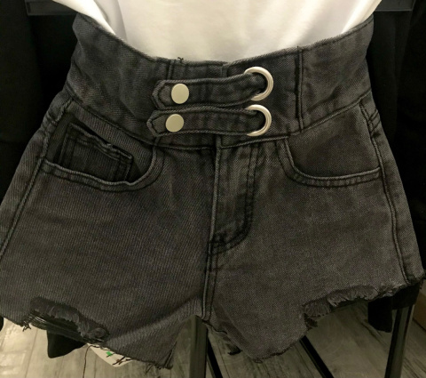 Spodenki dziewczęce typu Boyfriend 2 kolory Spodenki dziewczęce typu Boyfriend 2 kolory
