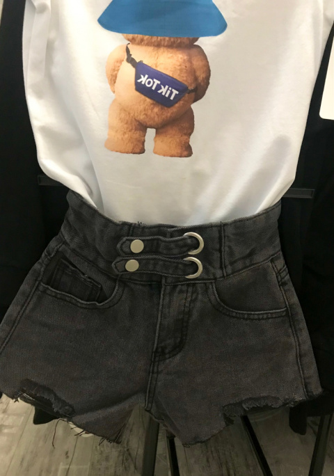 Spodenki dziewczęce typu Boyfriend 2 kolory Spodenki dziewczęce typu Boyfriend 2 kolory