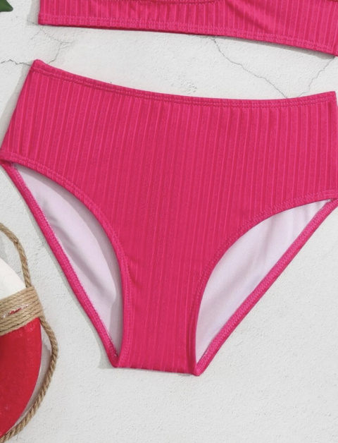 Kostium bikini młodzieżowe w prążek Kostium bikini młodzieżowe w prążek
