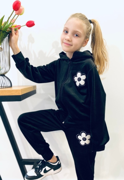 Dres welurowy Z KWIATEM czarny Dres welurowy Z KWIATEM czarny