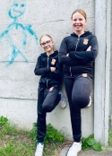 Dres welurowy dziewczęcy z misiem - czarny