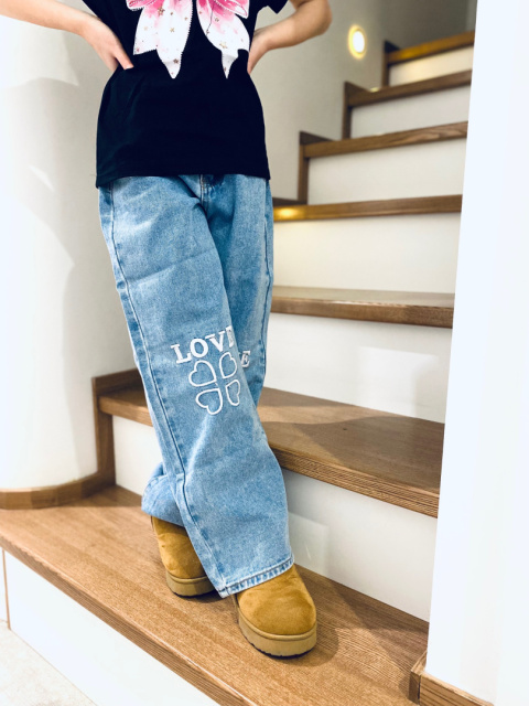 Spodnie jeans szerokie LOVE Spodnie jeans szerokie LOVE