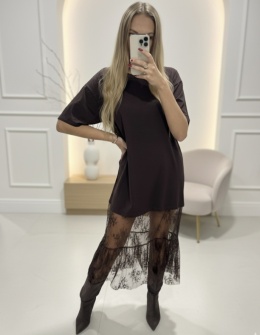 Sukienka oversize z koronkową spódnicą