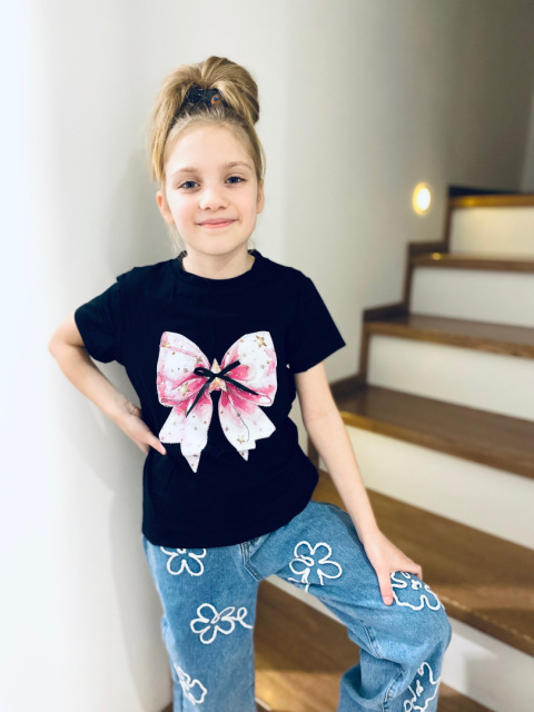T-shirt KOKARDKA cekiny czerń T-shirt KOKARDKA cekiny czerń