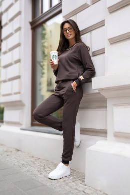 Dres czekoladowy Luxury by Sisi z łańcuchem