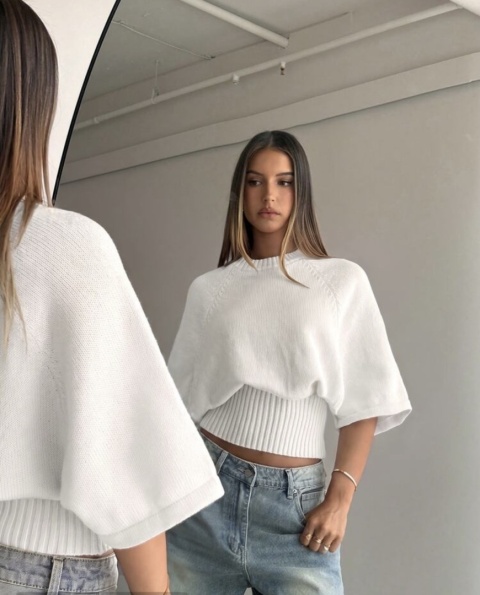 Sweter damski nietoperz uniwersalny / biały