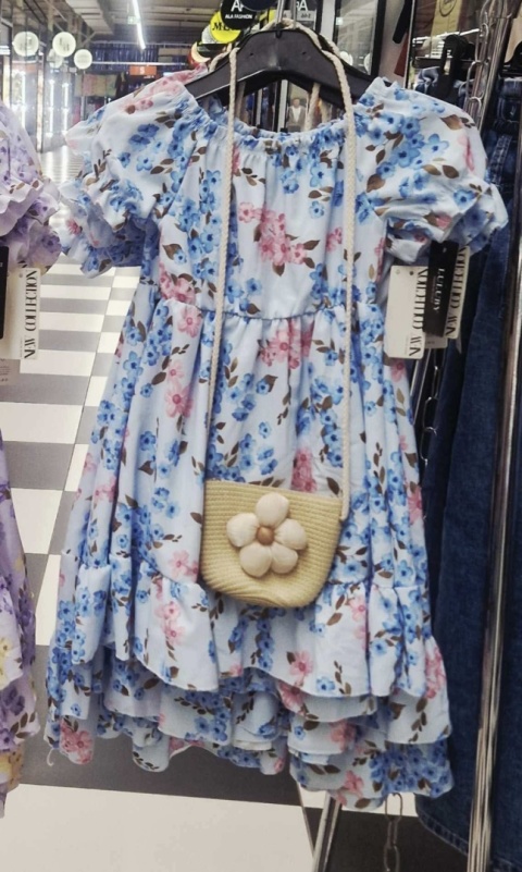 Zestaw sukienka hiszpanka w kwiaty i torebka boho